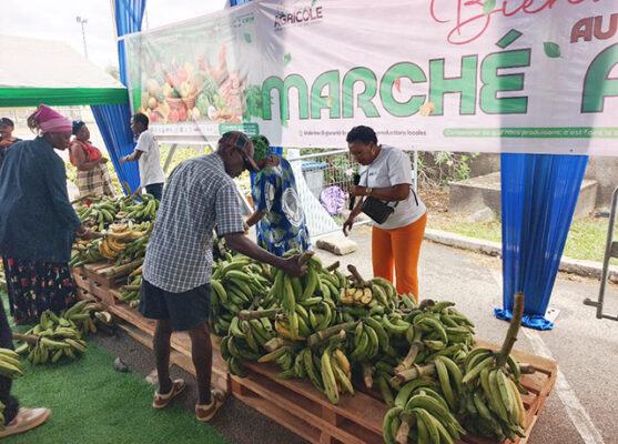 Foire agricole 2026 : à Nzeng-Ayong, les produits locaux font le plein de consommateurs